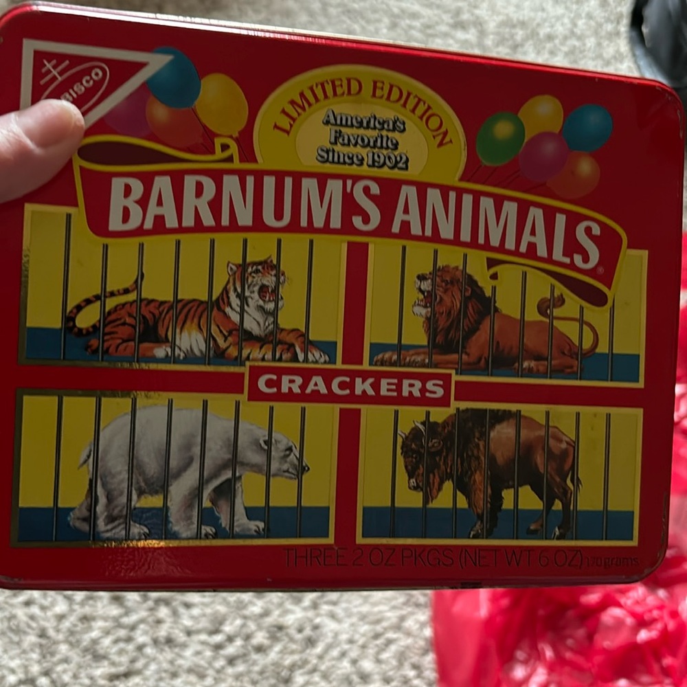 Barnum’s Animals Tin